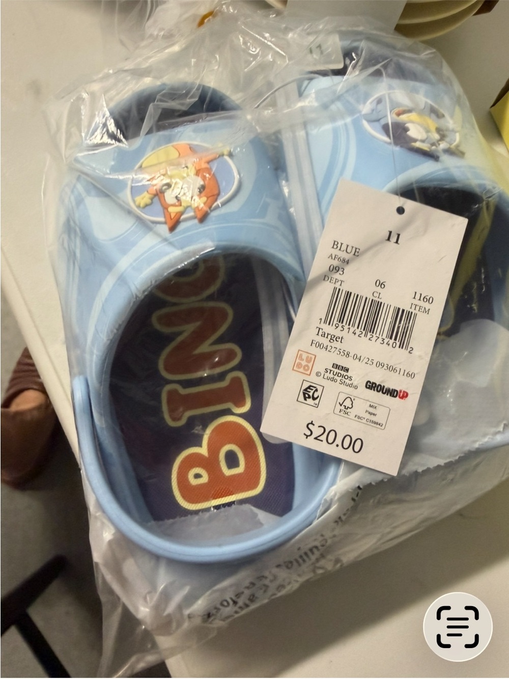 Target BlueySandals size 11NWT